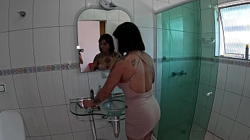 Kedatangan Mama Shirley Azevedo Di Mansion Untuk Adegan Panas Pertamanya