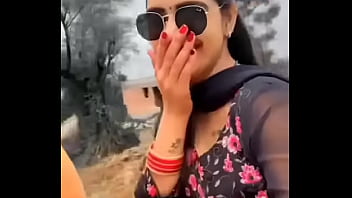 Naik Turun Susu Bhabhi Desi Yang Menggairahkan