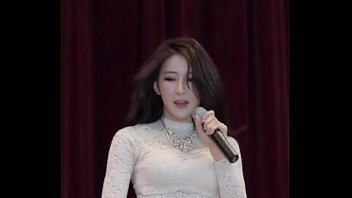 Gadis Korea Seksi Yang Menggoda