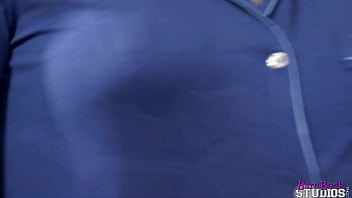 Menggila Dengan Ayah Tiriku Yang Ganteng, Dillion Carter
