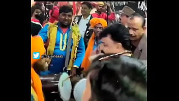 Sesi Main Dan Ayunan Kontol Desi Yang Panas