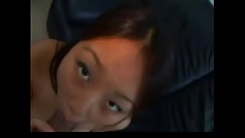 Gadis Oriental Yang Menggoda