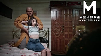 Biksu Shaolin Tiongkok Gunakan Kontolnya Untuk Memuaskan Wanita Pemuja