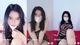 Gaun Dalam Jaring Pink Yang Menggoda Dan Menantang