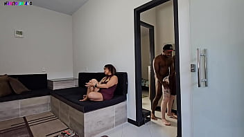 Percakapan Mesra Ibu Dan Anak Gadisnya Terhenti Saat Ayah Tiriku Menggodaku Lagi Untuk Bercinta