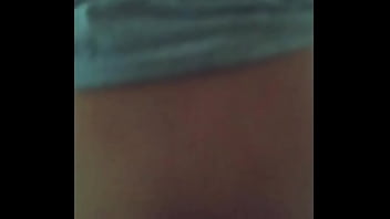 Candi Annie, Milf Tua Yang Menggoda, Membungkuk Untuk Ditembak Dari Belakang Di Pagi Hari Dan Pantatnya Dihujani Sampai Penuh