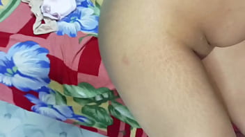 Goyang Pantat Besar Desi Bebe Dengan Gaya Doggy Yang Menggila