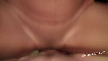 Naiklah Dan Rasakan Sensasi Panas Dari Lily Thai, Si Asian Milf Yang Akan Membuatmu Merasakan Kenikmatan Tak Terlupakan Dalam Posisi Cowgirl Virtual Yang Menggairahkan.