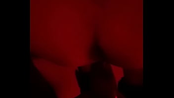 Goyang Anjing Dengan Memek Basah Milf Tionghoa Bergaya Sepatu Bot Di London