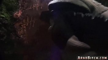Tarian Telanjang Arab Yang Menggoda Di Rumah Kedua Yang Membuatmu Tak Ingin Pulang
