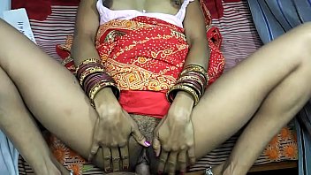 Desi Anita Digoda Dan Ditiduri Dengan Video Panas Mengenakan Sari Merah Menggoda