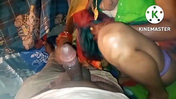 Desi Bhabhi Yang Panas Digoyang Dari Belakang Seperti Anjing