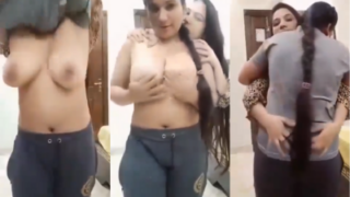 Gadis-gadis Muda Menikmati Hubungan Sesama Jenis Di Kamar Asrama