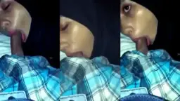 Menggoda Di Balik Jilbab, Sepongin Liar Di Dalam Mobil