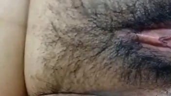 Puki Desi Gembulku Yang Bengkak Dan Basah