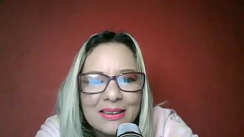 Mulher Madura Sedutora: A Vovó E A Mãe Biológica Em Cena De Paixão