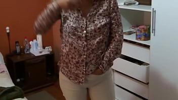 Kompilasi Momen Panas Ibu Tiri Berbulu, Istri Matang, Nenek Seru, Dan Ekshibisionis – Ardientes69