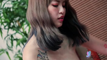Gadis Tionghoa Nakal Menggoda Pria Gemuk Dengan Rayuan Panas.