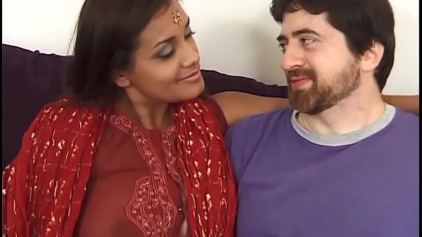 Istri Selingkuh, Bibi Shriya, Dihardik Oleh Kakak Tiri Dan Temannya – Audio Hindi Jernih