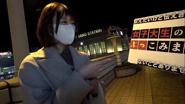 【爆乳チャイナ服で誘うカフェ店員】