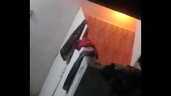 Mandi Telanjang Ala India