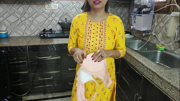 Bhabhi Ke Saath Kitchen Mein Gandi Baatein Aur Garam Mauka