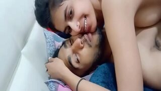 Video Panas Cewek India Dan Pacar Mesumnya Bercinta Di Kamar Hotel