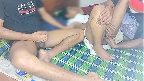 Pasangan Tiri Bangladesh Yang Baru Menikah: Kisah Panas Kakak-adik Tiri