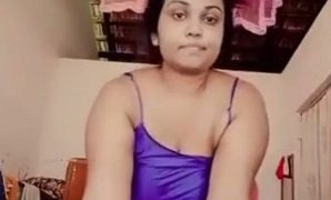 Tantangan Telanjang Selfie Saat Karantina Di India