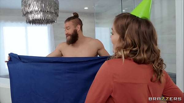 Goyang Hot Lesbian Bareng Cewek Seksi Satu Kos