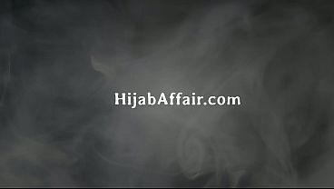 Arab Tante Girang Pertama Kali Ngentot Dengan Bule Kontol Besar