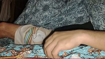 Malam Tadi, Ibu Tiri Kasih Nikmat Gila, Gua Colokin Dua Jari Ke Memeknya Sampai Muncrat Air.