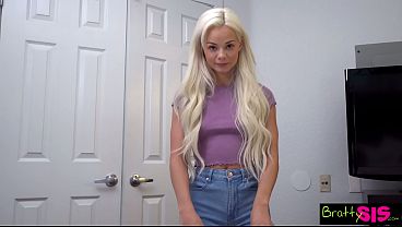 Si Cantik Pirang Nakal Elsa Jean: “kasih Duit Lu, Gw Isap Kontol Lu Sampai Kering”