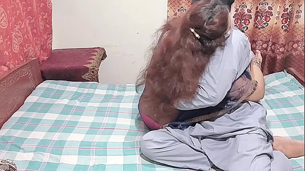 Bidadari India Menggoda, Rayuan Seksi Yang Menggoda