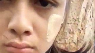 Bini Orang Di Kamar Mandi Umum, Bulu Becek, Ngentot Liang Sembunyi