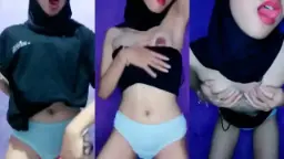Ukhti Sange Melet, Uting Toketnya Sampai Nempel Dikaca