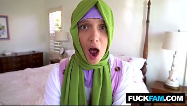 Horny Hijabi Ngebut Nikmatin Kontol Pertama Izzy Lush, Donnie Rock Bikin Muncrat