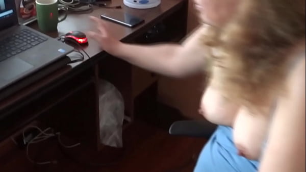 Istri Latinku, Ibu Dewasa Seksi Yang Lagi Sange Berat Nonton Bokep, Minta Kontol Sambil Crot Puas-puasan.