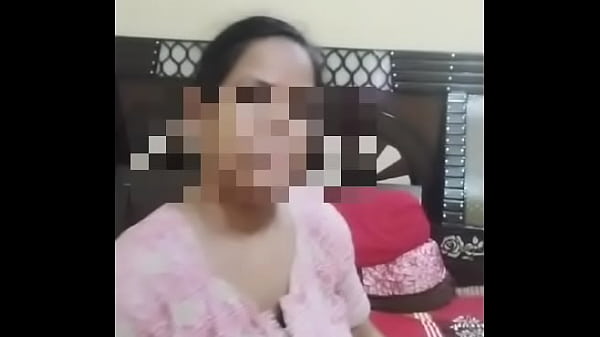 Desi Bharpur Pyaas Bhujane Wali Bhabhi Ka Garmajosh