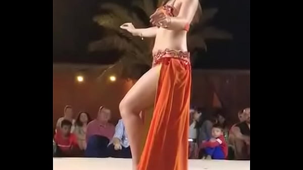 Tarian Desi Yang Bikin Keluar Keringet, Goyangannya Bikin Meleleh