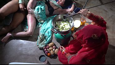 Ibu Tiri Dapur Xxx, Masakan India, Mamah Tiri Desi Dalam Bahasa Hindi, Mamah Tiri Desi Yang Bikin Dapur Makin Panas.