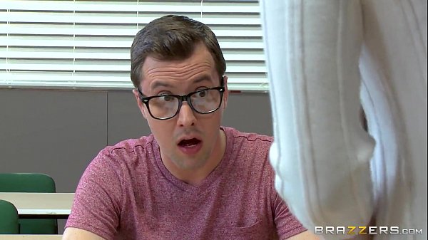 Brazzers – (bianca Charlotte) – Dia Yang Nge-dominasi, Aku Cuma Ngeladenin