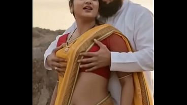 Bhabhi Desi Saree Me Boobs Dabake Romance Kare