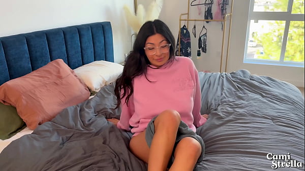Liat Tuh Celana Dalam Gue?! Si Step-sis Montok Bertetek Gede Muncratin Kontol Gue – Cami Strella X Lev Lieben