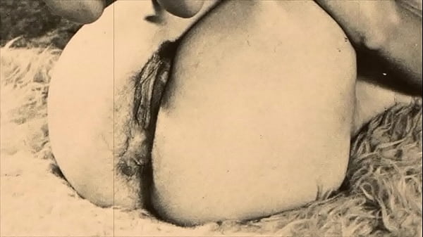 Cerita Rahasia Ibu-ibu Horny Vintage Sendirian Di Rumah
