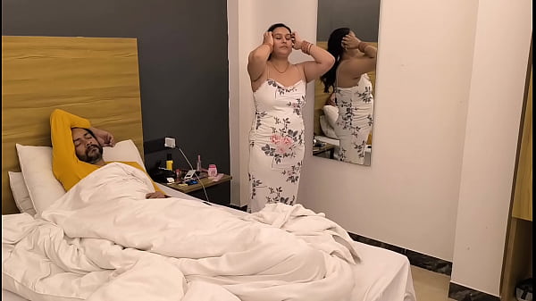 Puja Baby Mandi Pagi, Basah Kuyup Bikin Ngiler