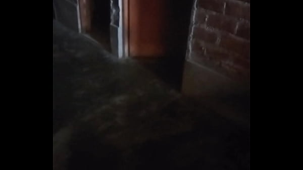 Ibu Muda Single Ngajak Masuk Rumah Demi Duit, Badan Basah Keringetan Siap Digoyang.