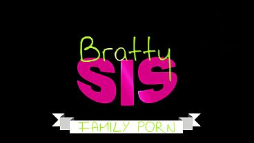 Gracie Gates & Brookie Blair Bilang Ke Stepbro, “kita Semua Bisa Ngewe Dulu Baru Ke Pantai”