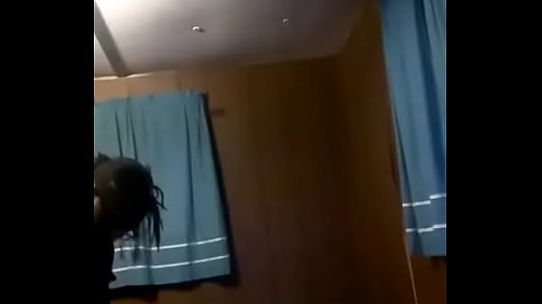 Gede-gede Montok Hispanik Nundukin Pantat Siap Digenjot Sama Kontol Item Dari Craigslist