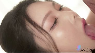 Heboh! Cewek China Seksi Ban Ban Digebukin Brutal Sampai Meraung.